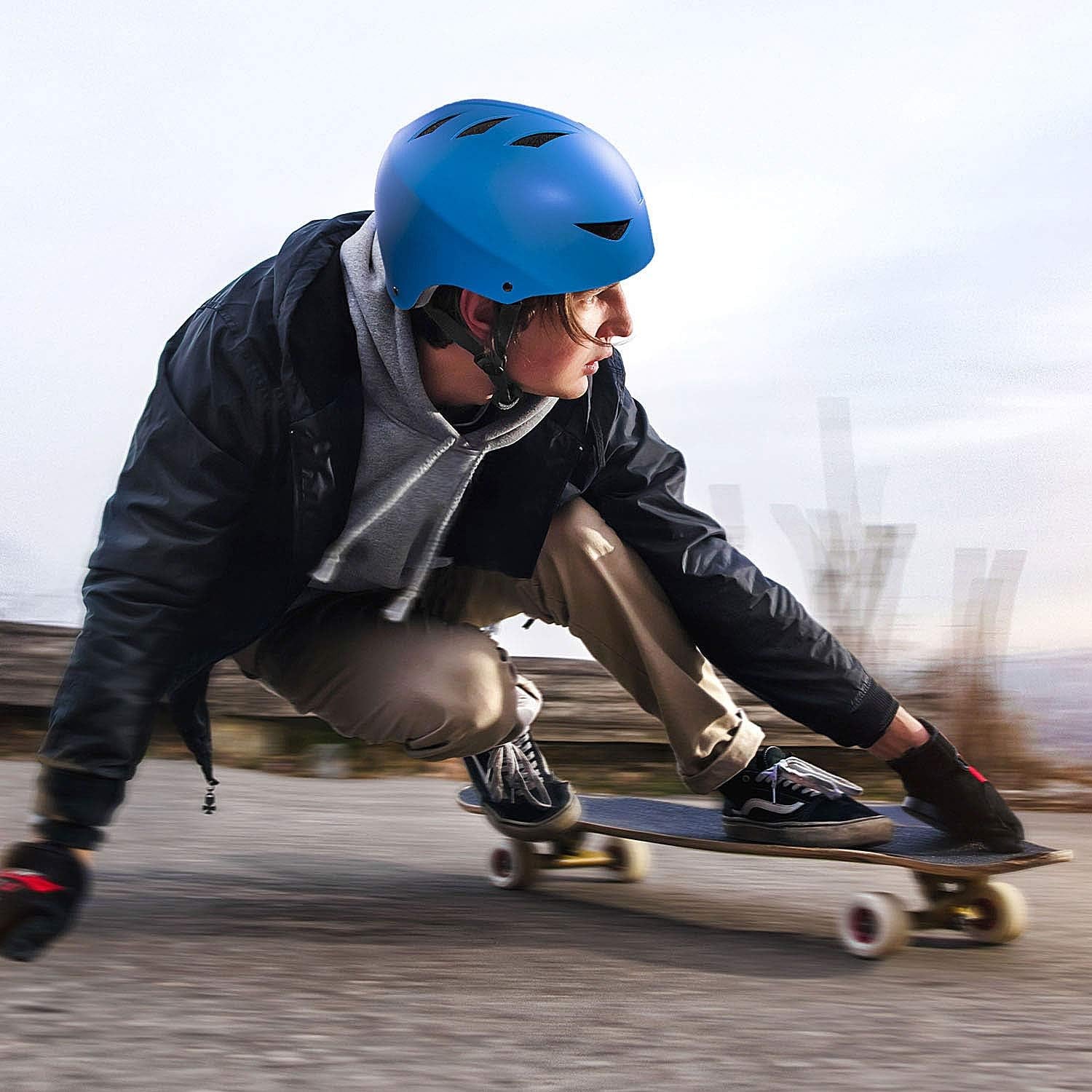 Skateboard Helmet, Cpsc-Compliant Bike Helmet BMX Helmet Multi-Sport Helmet for Youth Men and Women